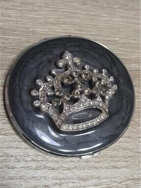 Spring Street Compact Mirror with Crown Design